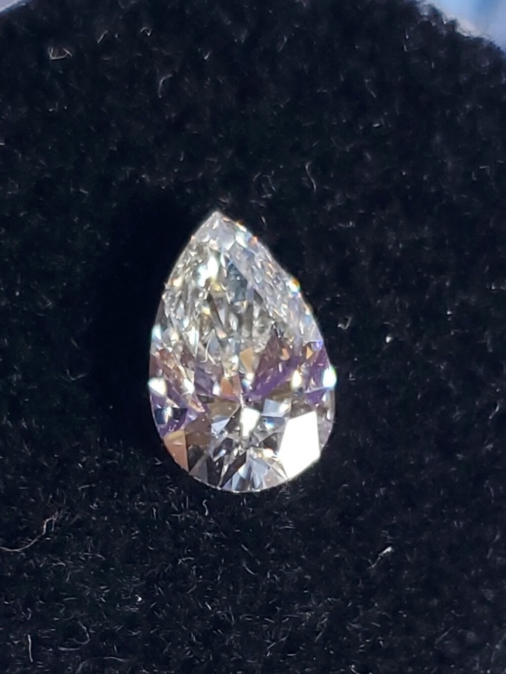 1.05 Carat Diamond Pear Shaped, Brilliant Cut w/ IGI Certification